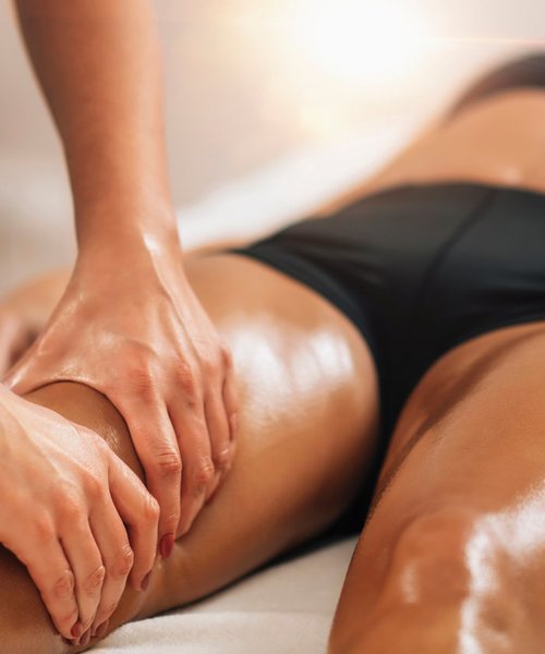 Slimming body contouring massage at Ella Beauty Skin Care in Newark, NJ